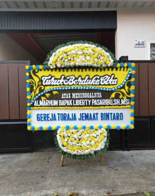 Papan Bunga Duka di Tarantang
