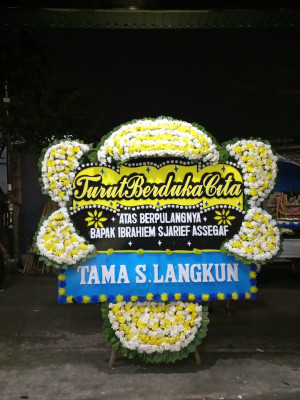 Papan Bunga Duka di Tarantang